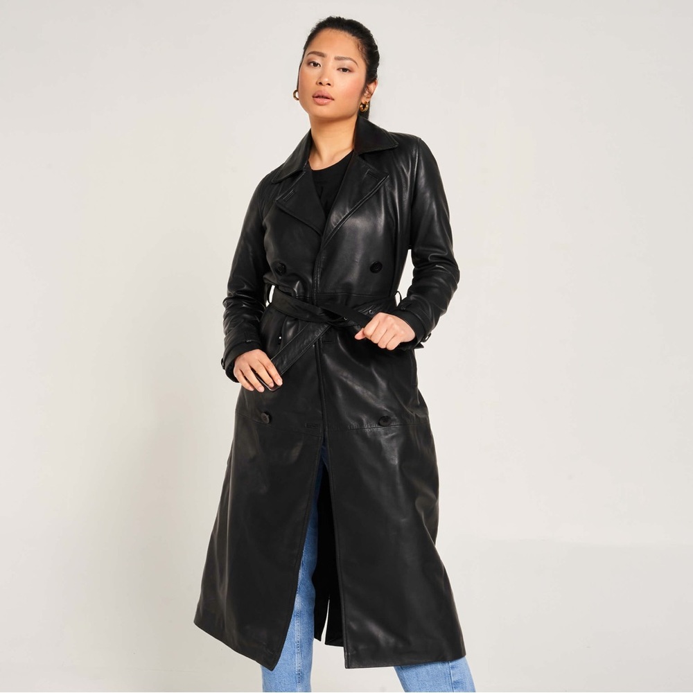 Sophisticated Women's Black Leather Trench Coat